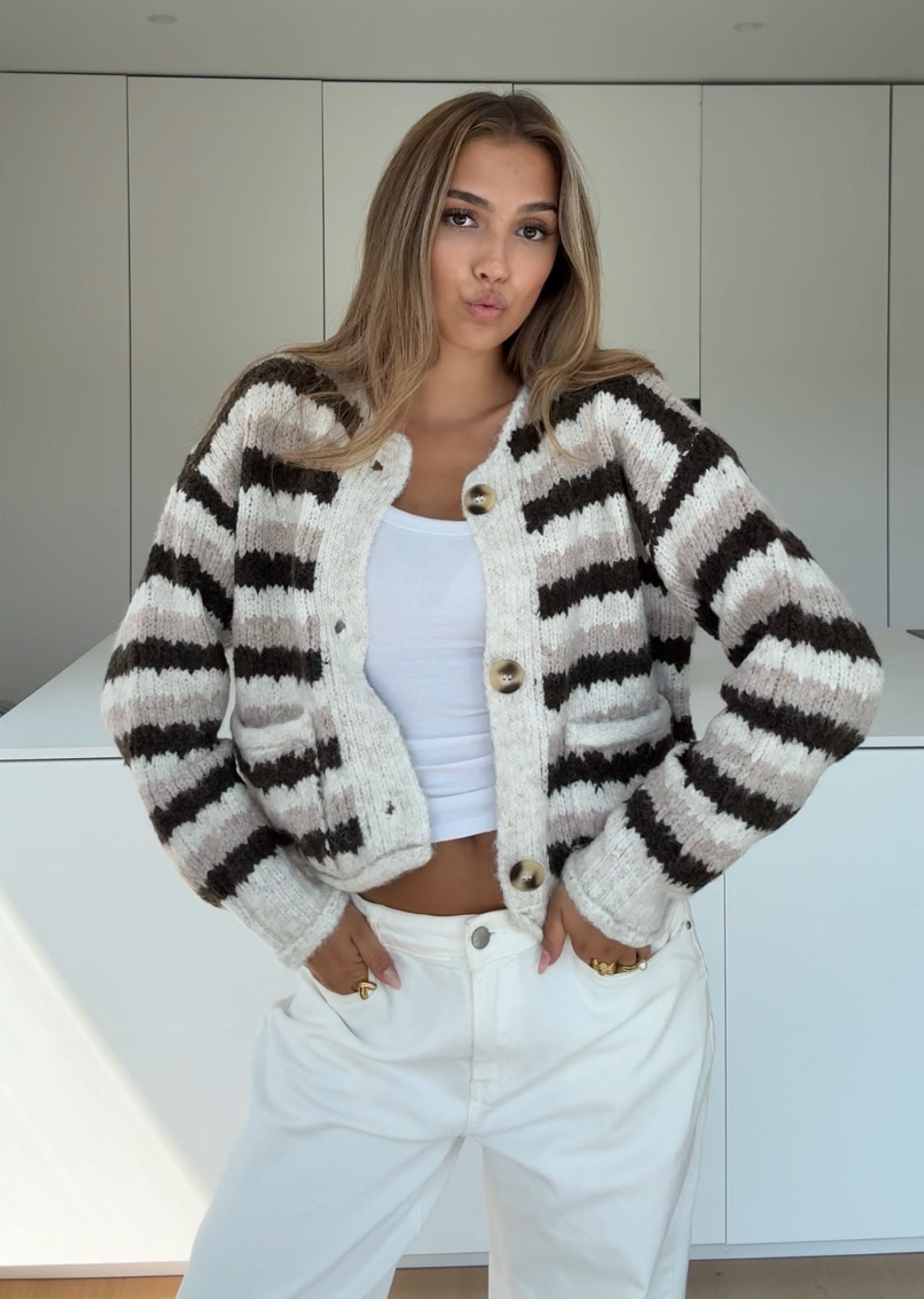 Nicole™ – Lämmin ja mukava neuletakki