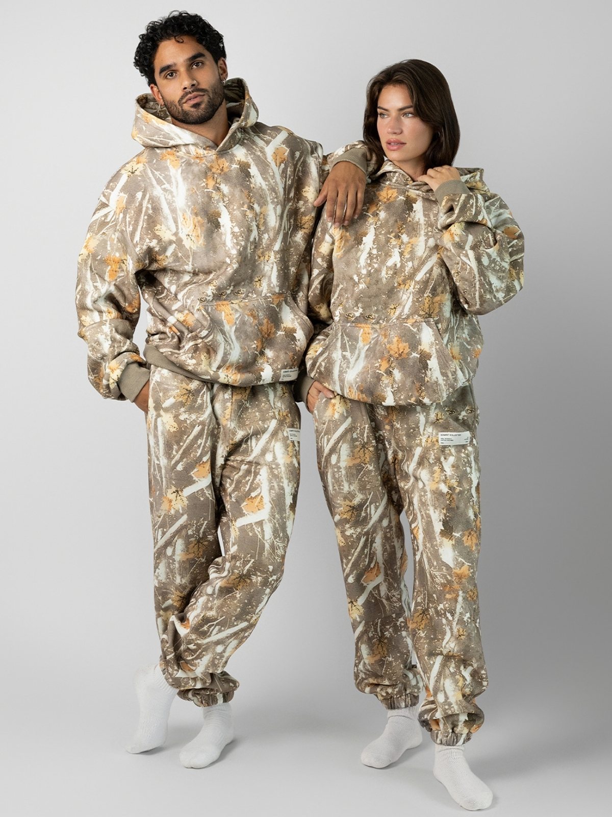Helles™ – Unisex-huppari- ja housusetti